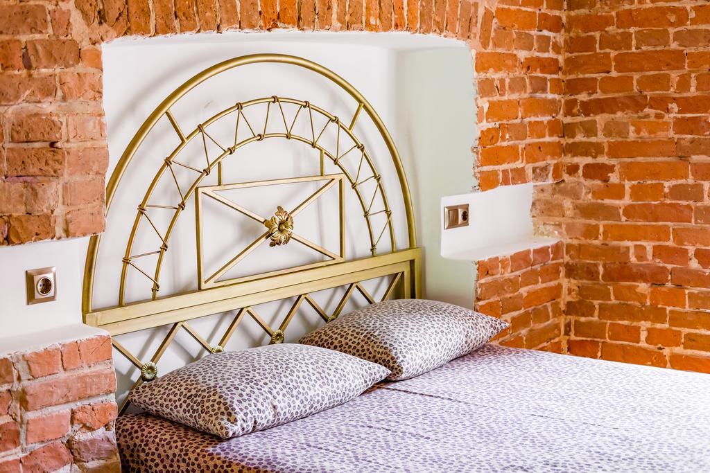 Nice Apartment Near Rynok Square Є Кондиціонер Світла Не Вимикали 利沃夫 外观 照片