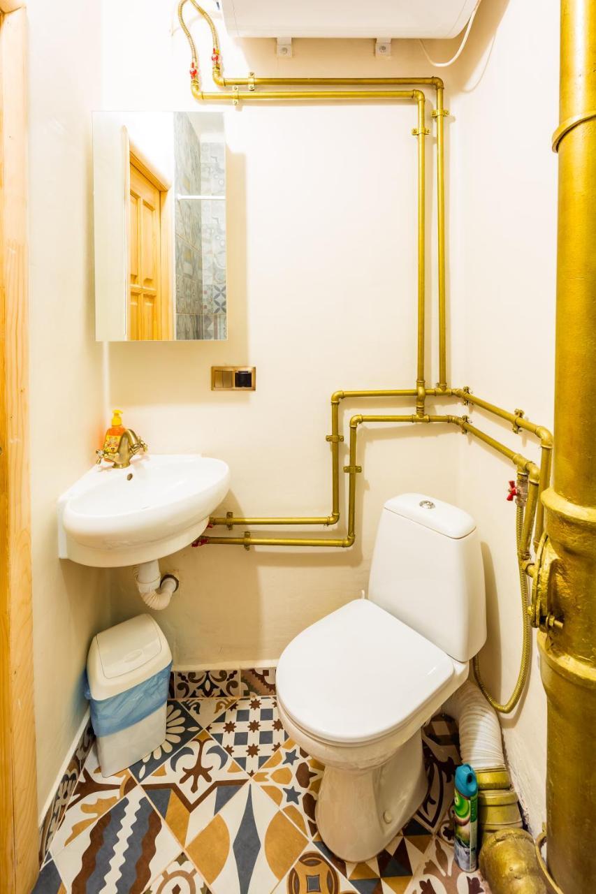 Nice Apartment Near Rynok Square Є Кондиціонер Світла Не Вимикали 利沃夫 外观 照片