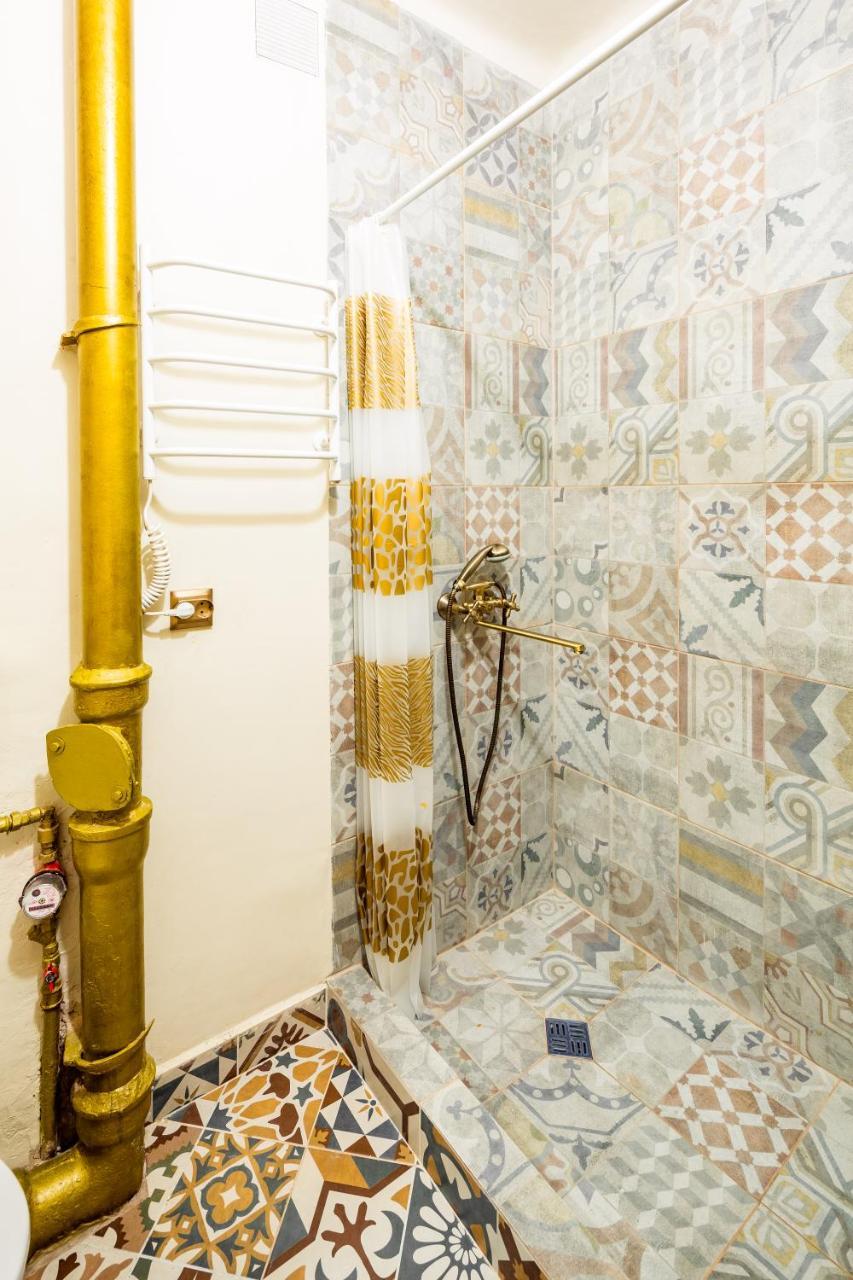 Nice Apartment Near Rynok Square Є Кондиціонер Світла Не Вимикали 利沃夫 外观 照片